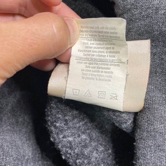 Tackle Warehouse Grey Hooded Sweatshirt Medium - Picture 9 of 9